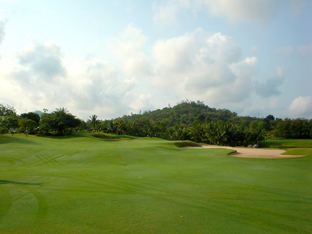 Sân Laem Chabang International (B&C)